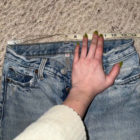 Levi's Classic Distressed Light Blue Straight Jeans - Picture 4 of 7